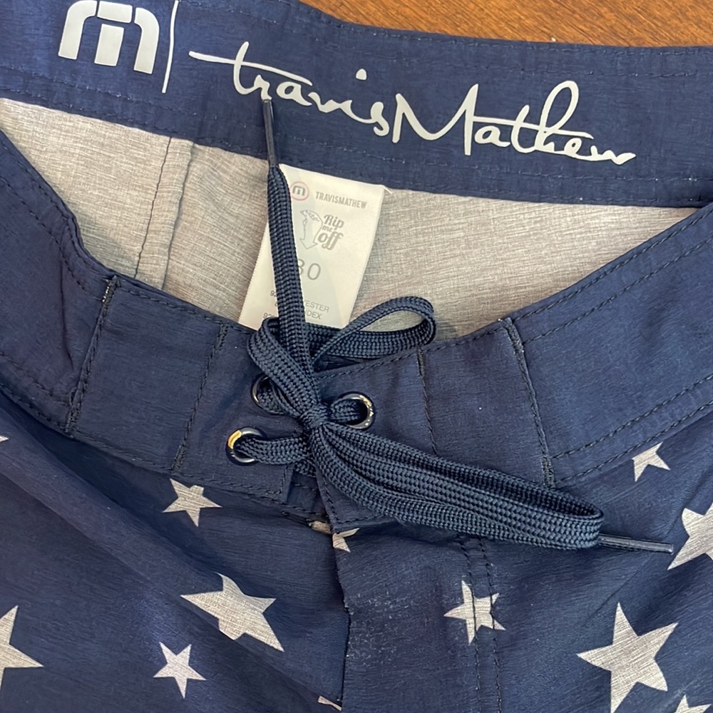 Travis Matthew swim trunks, Mens size 30